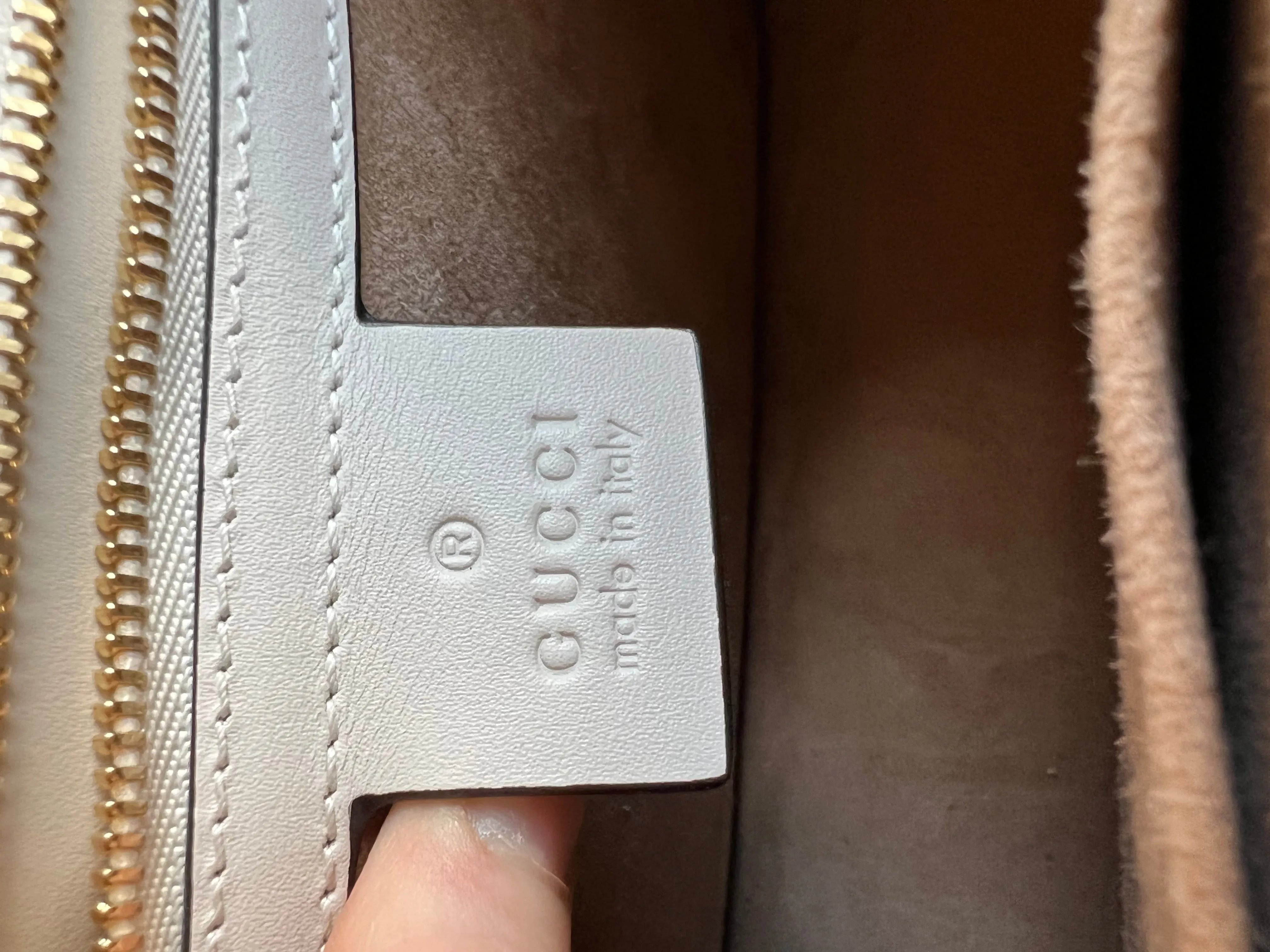 Gucci White Sylvie Small Bag (RRP £1,920)