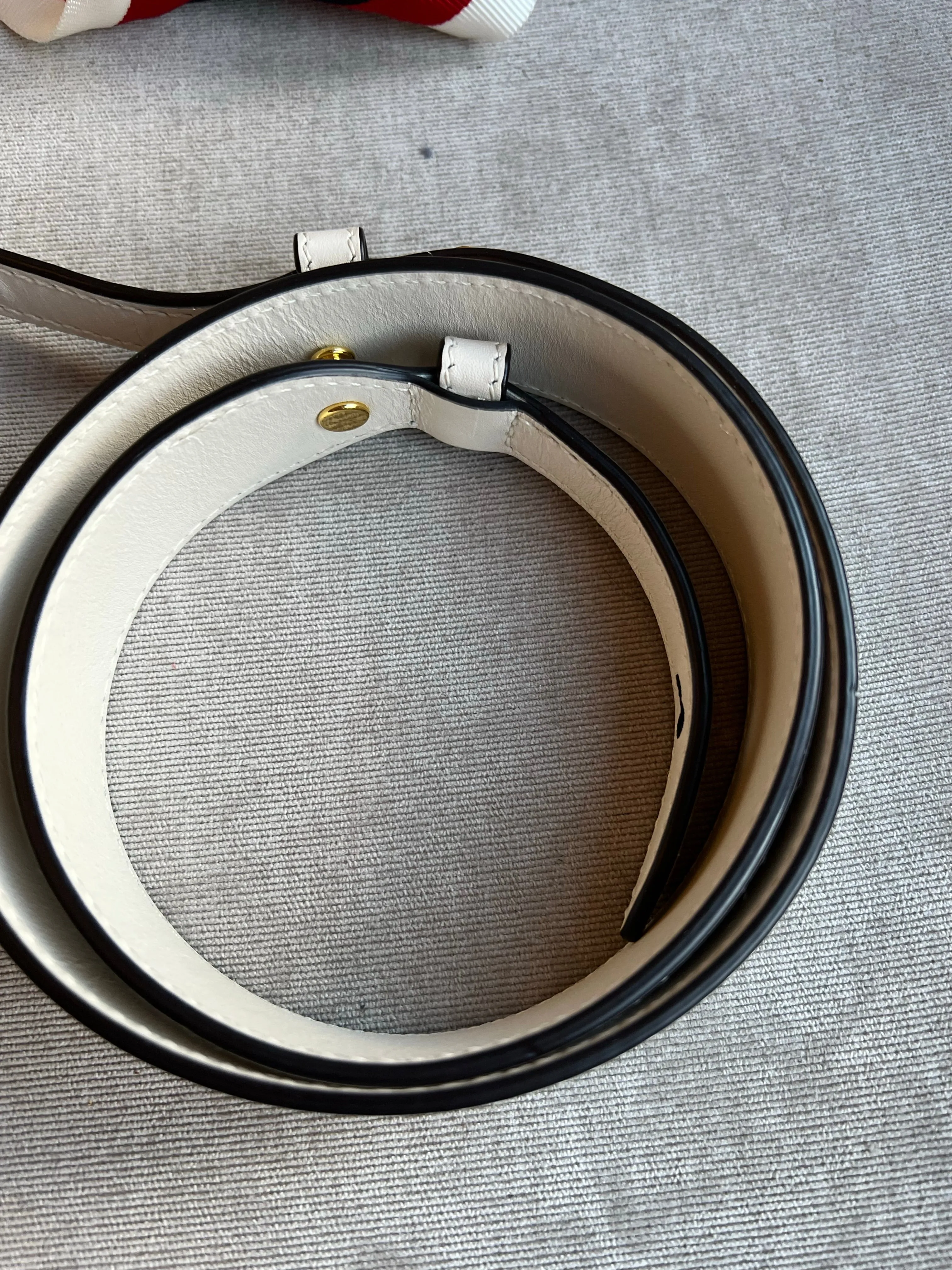 Gucci White Sylvie Small Bag (RRP £1,920)