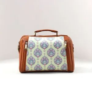 Liril Magic Everyday sling bag